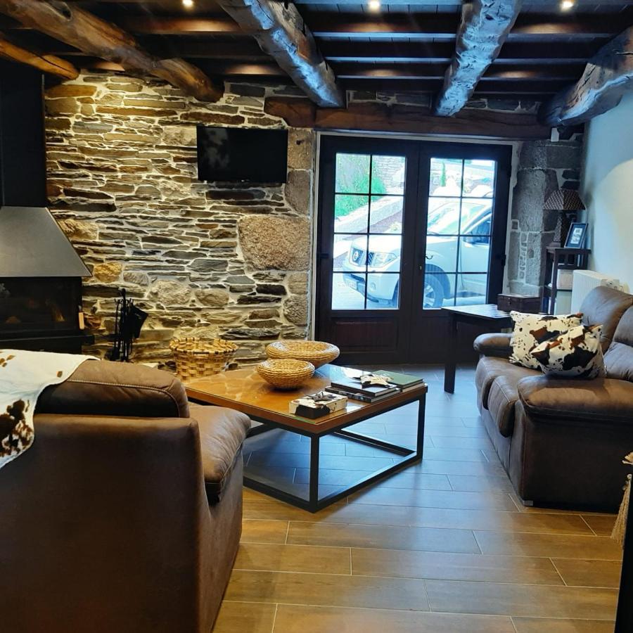 Casa Toiran Guest House Lancara Exterior photo